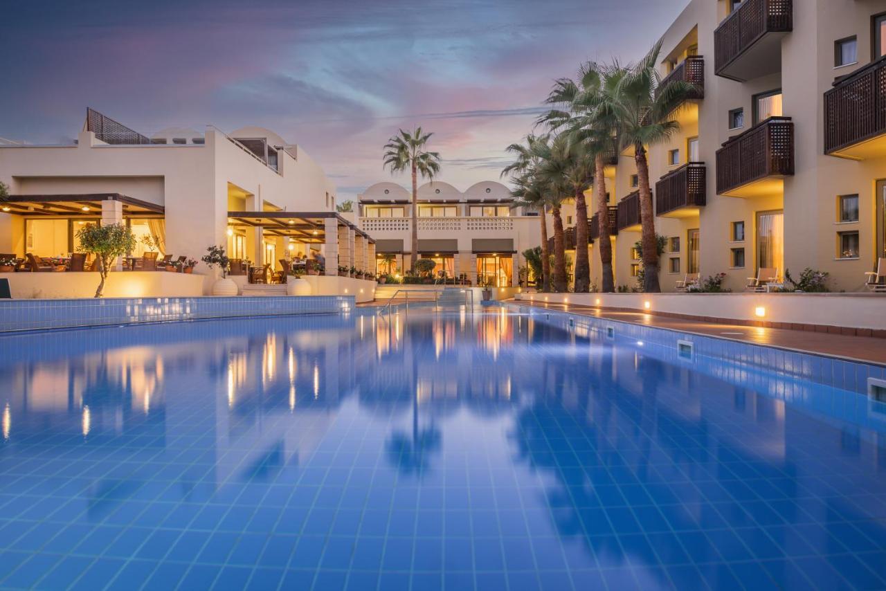 Отель Giannoulis - Santa Marina Plaza (Adults Only) Агия-Марина Экстерьер фото