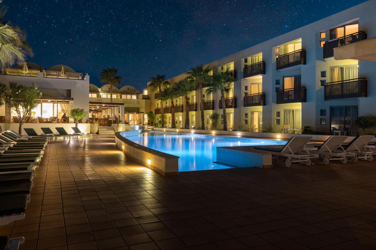 Отель Giannoulis - Santa Marina Plaza (Adults Only) Агия-Марина Экстерьер фото
